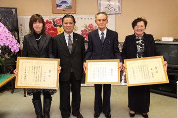 松下和恵さんと森絹惠さん、八ヶ代正人さん