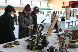 霧島市公民館講座の受講生らによる舞台発表