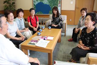 霧島市郷土民踊（みんよう）研究会「さわやか会」のみなさん