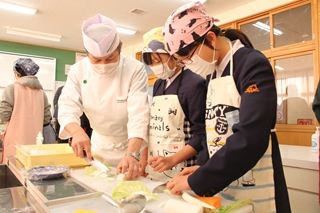 霧島神話ぼっけ鍋づくりの様子4