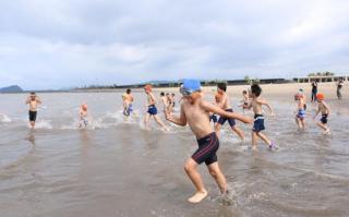 国分キャンプ海水浴場海開き2