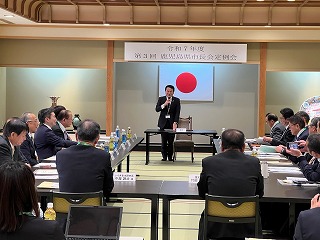 市長があいさつする様子