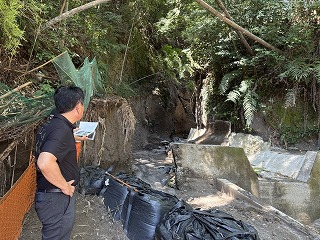 災害現地視察の様子