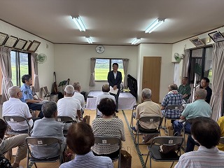 植村今村地区敬老会の写真