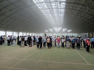 市長があいさつする様子