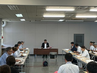 会議の様子の写真