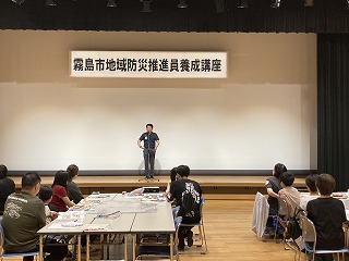市長が挨拶する様子