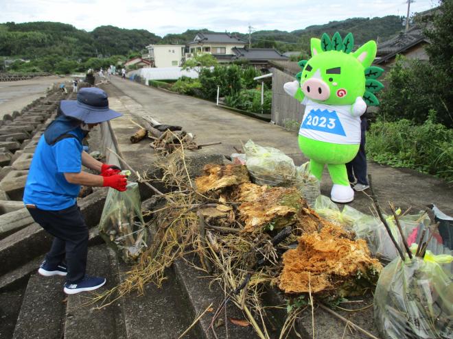 クリーンアップ作戦小浜海岸1