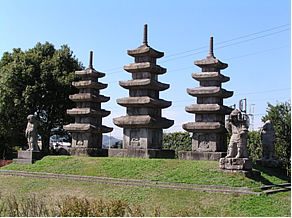 隼人塚・隼人塚史跡館の画像